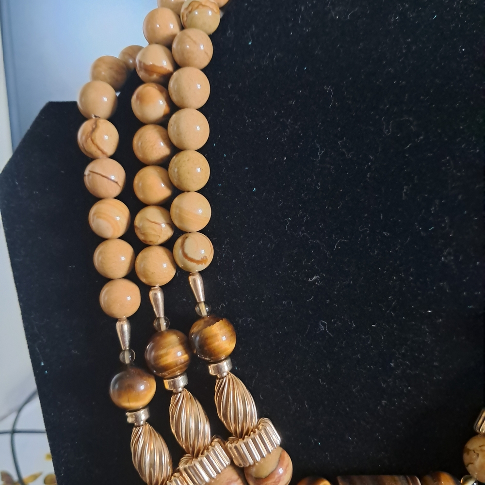 Elegant Multi-Strand Beaded Necklace - Picture 6 of 6